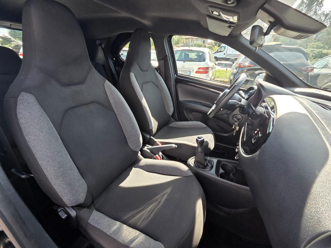 Toyota Aygo X 1.0 VVT-i 72 CV 5 porte Trend Air *NEOPATENTATI* NO VINCOLI*