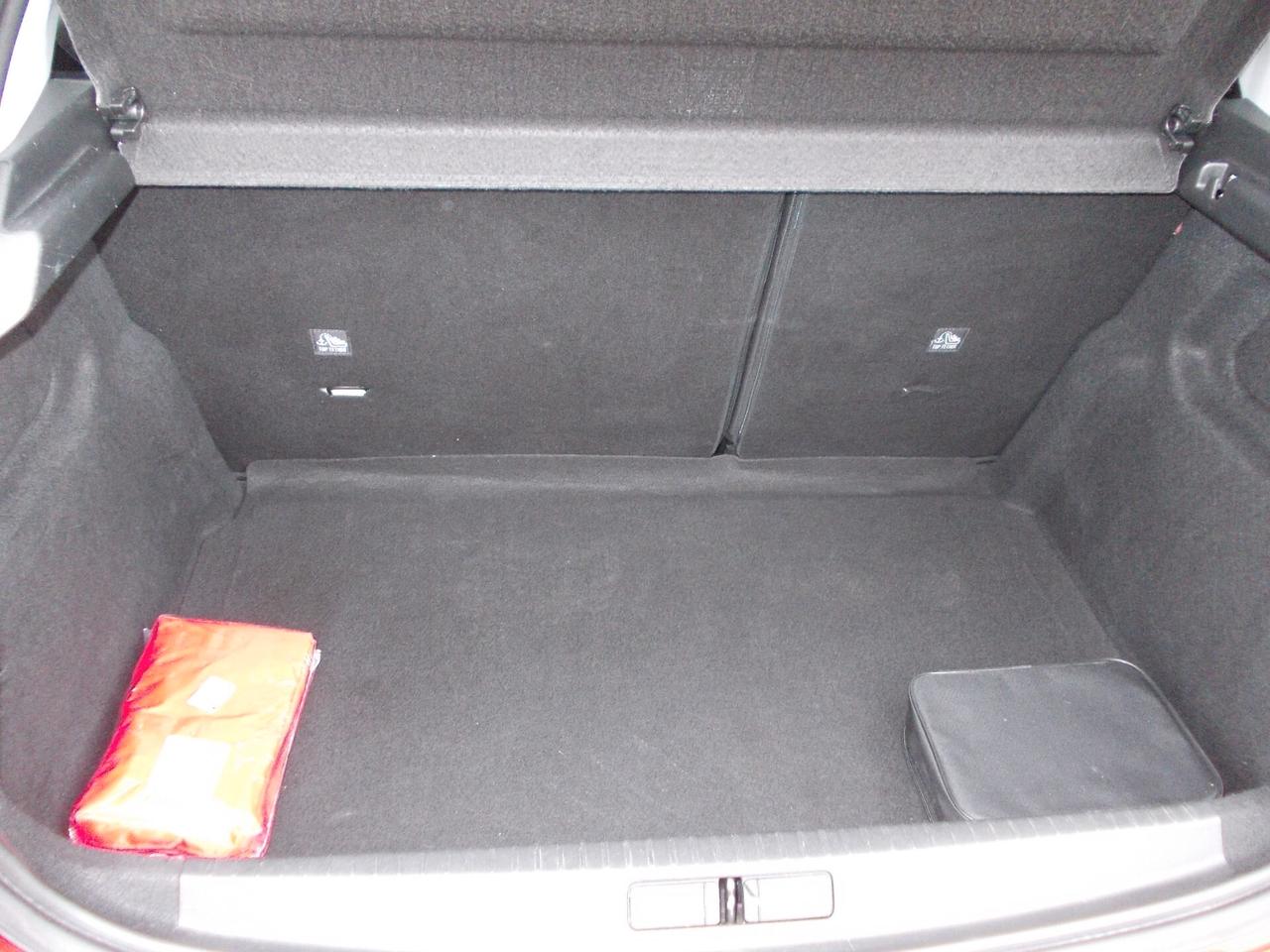 Opel Corsa 1.2 ELEGANCE GPL