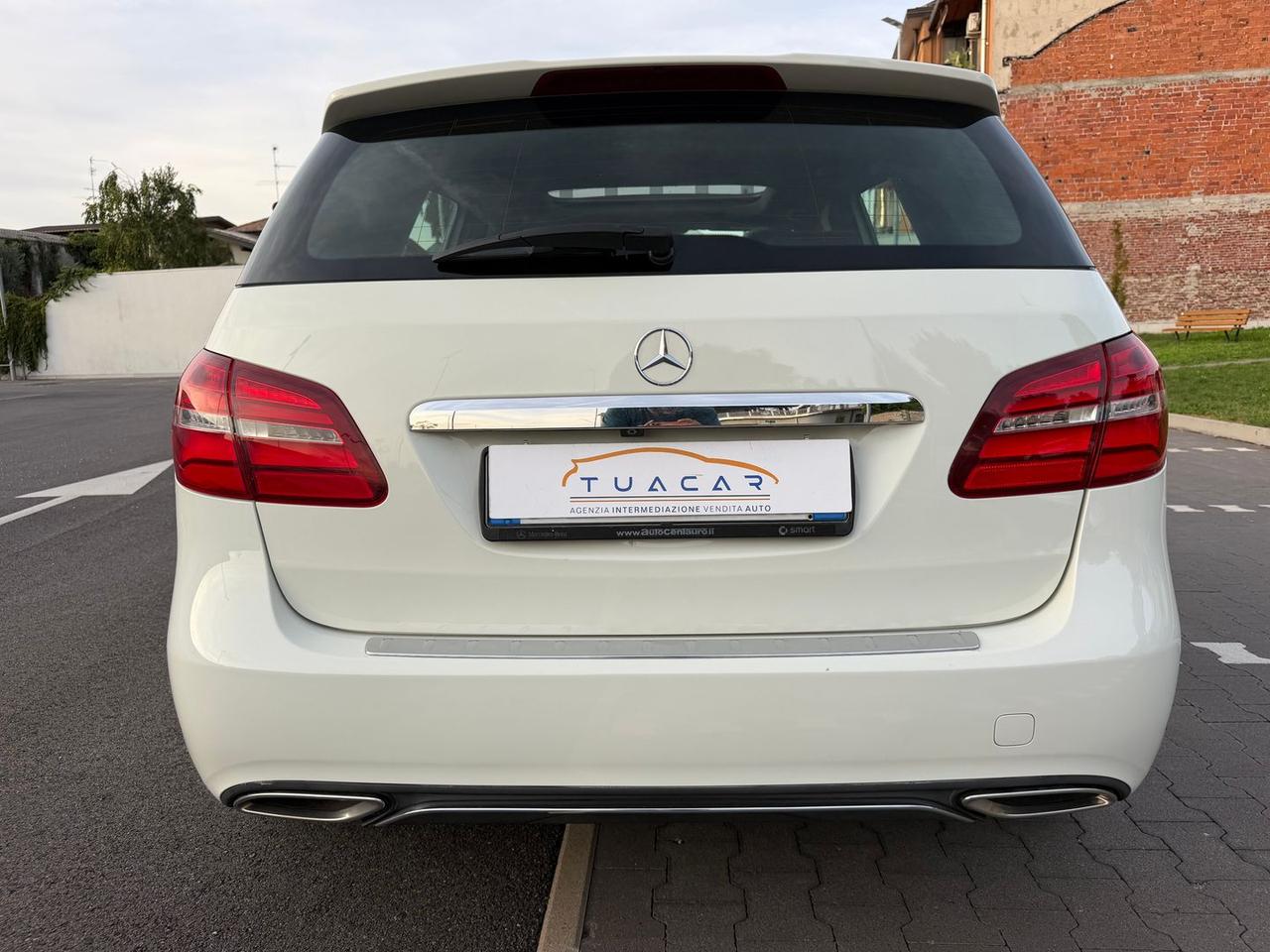 Mercedes-Benz 200 D Sport next #50363