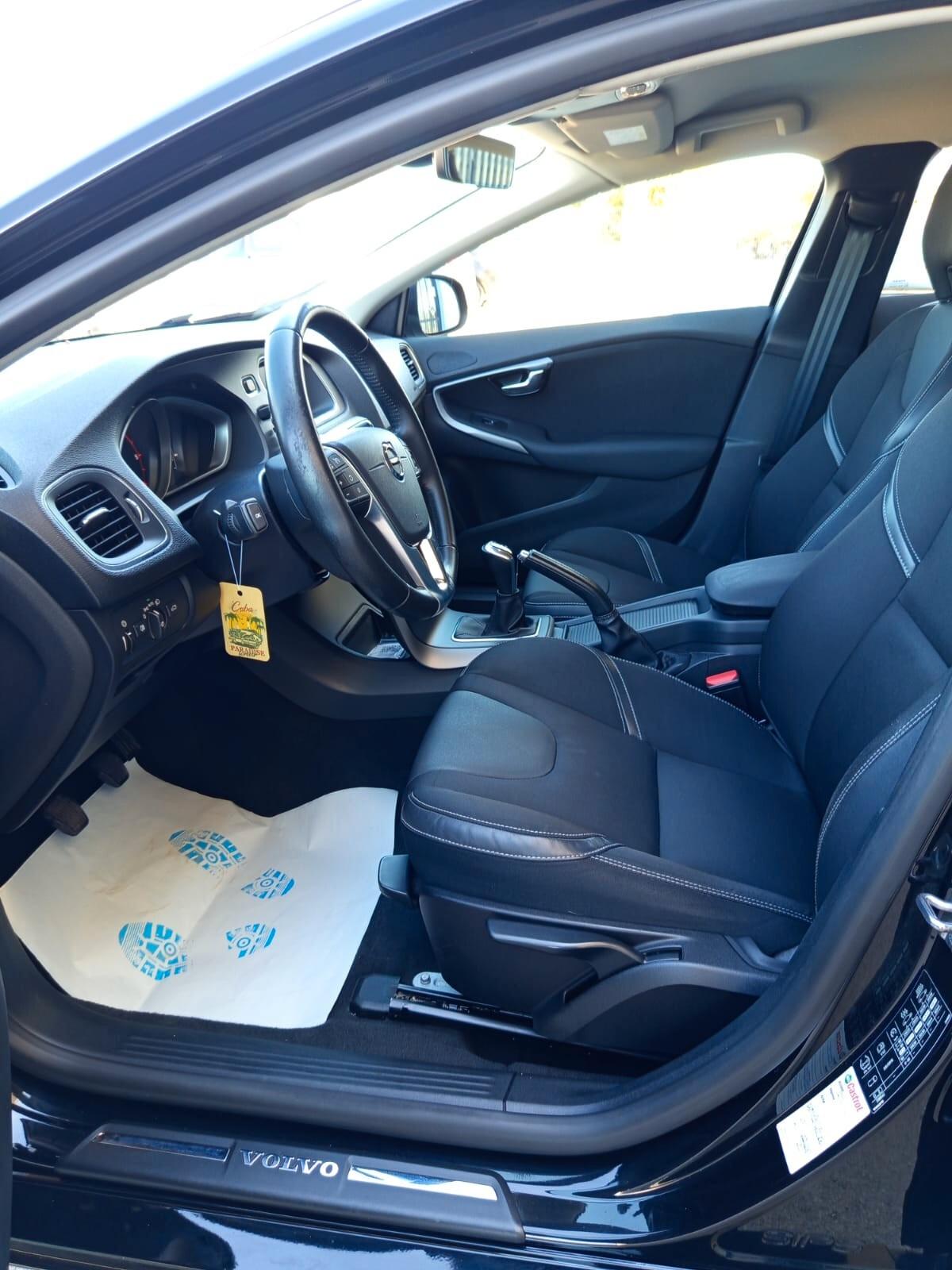 Volvo V40 D2 Business Plus