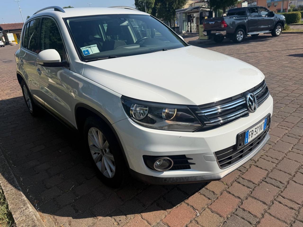 Volkswagen Tiguan 2.0 TDI 110 CV Sport & Style BlueMotion