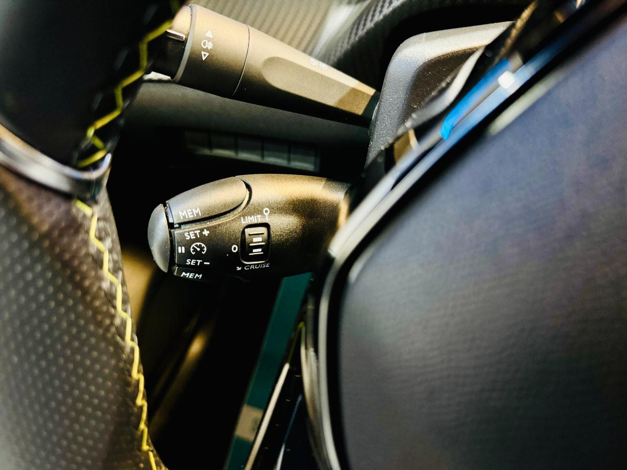 Peugeot 208 GT-Line 100Cv S&S / CarPlay Cam360°/ LED