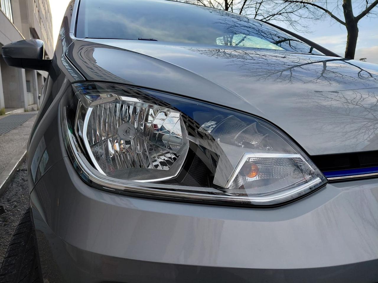 Volkswagen up! High up! #8348