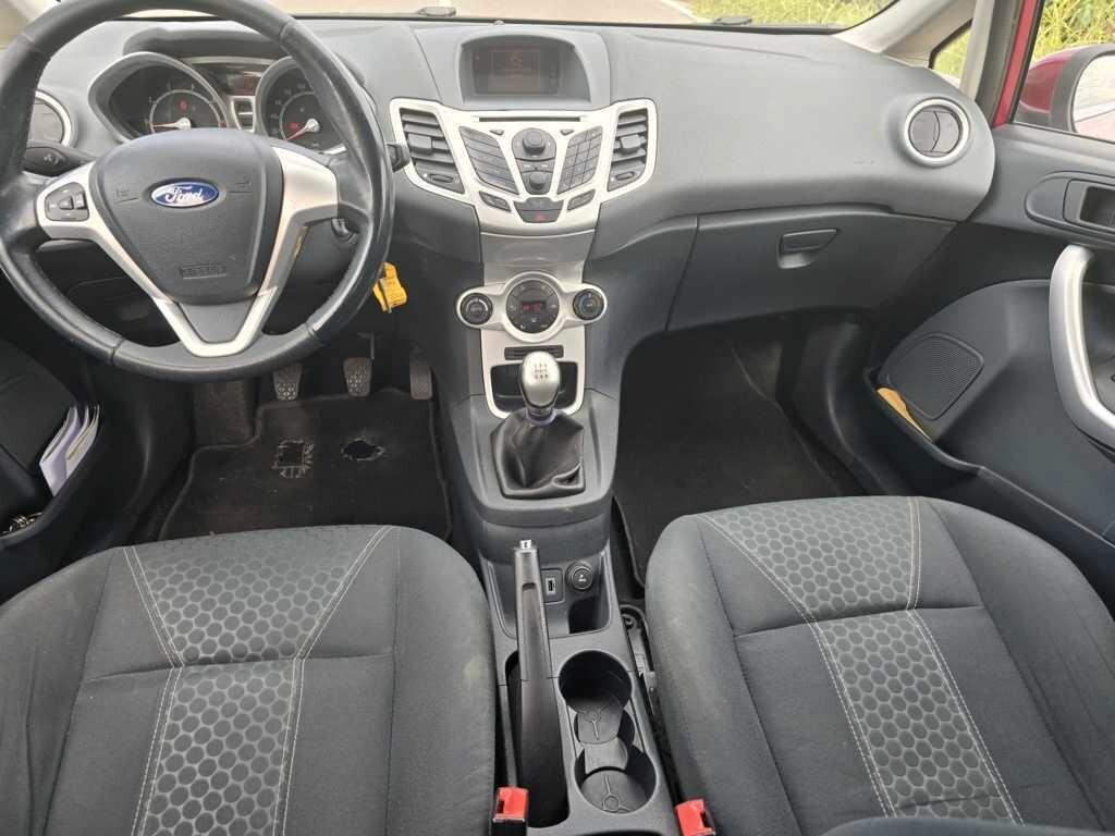 FORD FIESTA 1,2 BENZINA- TITANIUM- OK NEOPATENTATI-