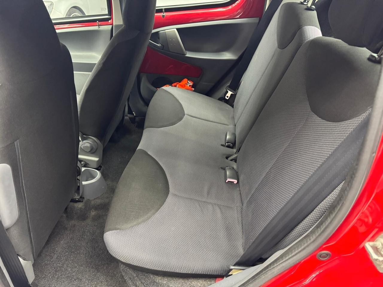 Toyota Aygo 1.0 Benzina 68Cv -OK Neopatentati