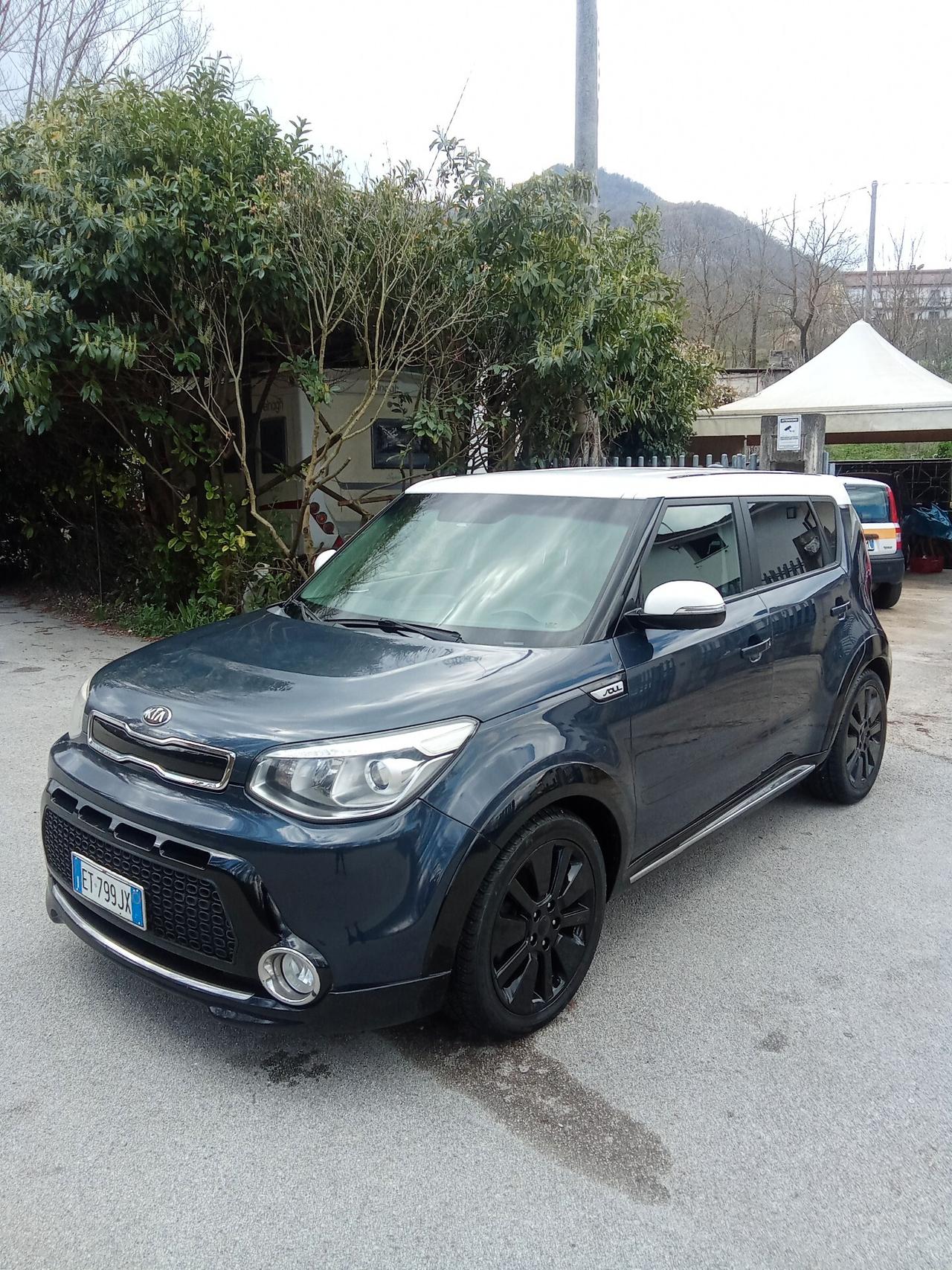 Kia Soul 1.6 CRDi automatico 014
