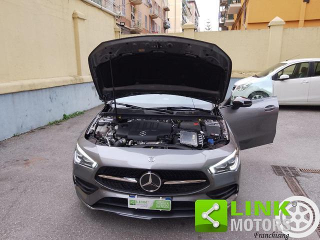 MERCEDES-BENZ CLA 200 d Automatic Premium AMG BlackPack