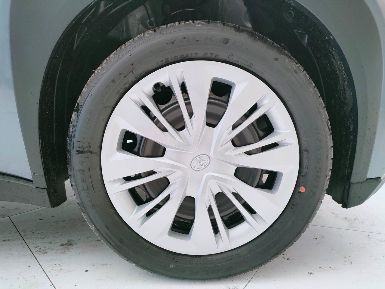 TOYOTA Aygo X 1.0B ACTIVE MT - MY24