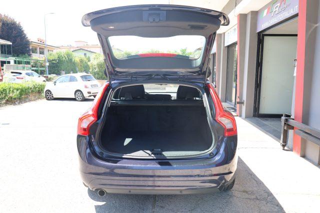 VOLVO V60 D2 Geartronic Automatica Navi Tel USB LED Cockpit
