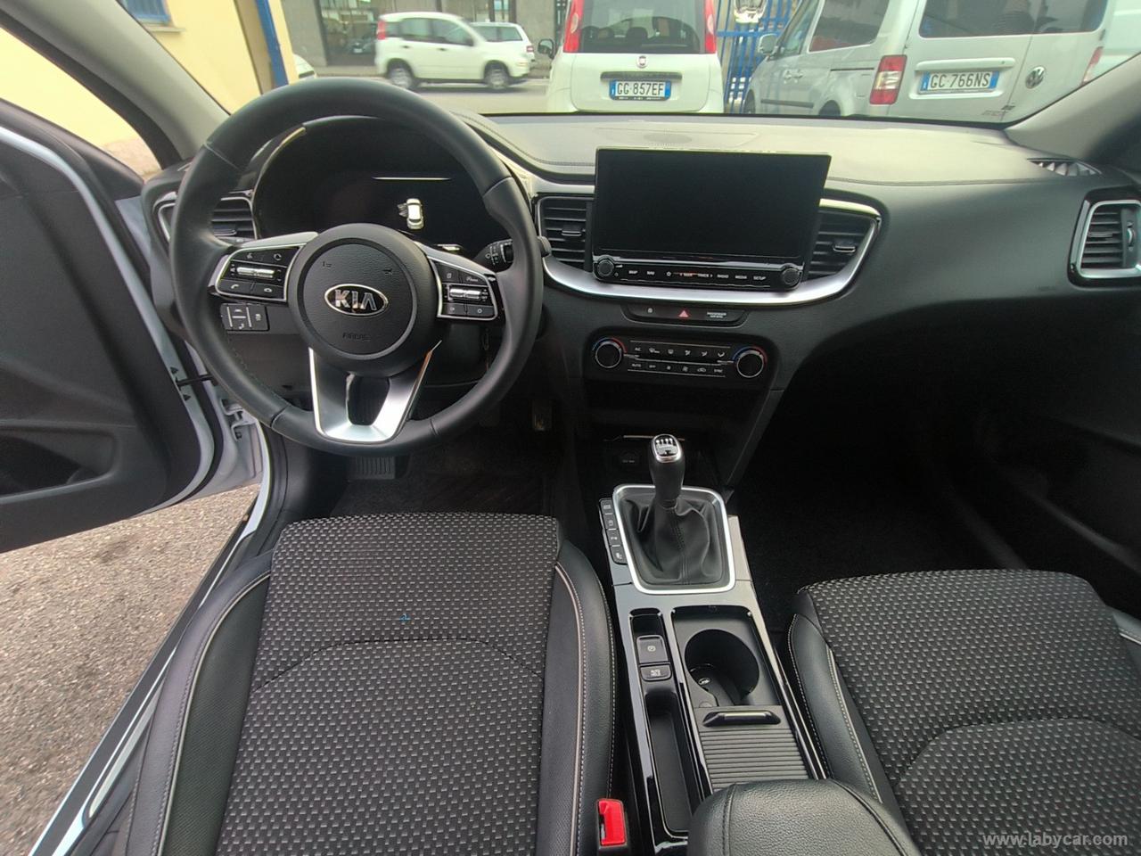 KIA Xceed 1.5 T-GDi 160 CV MHEV iMT Style NO VINCOLI