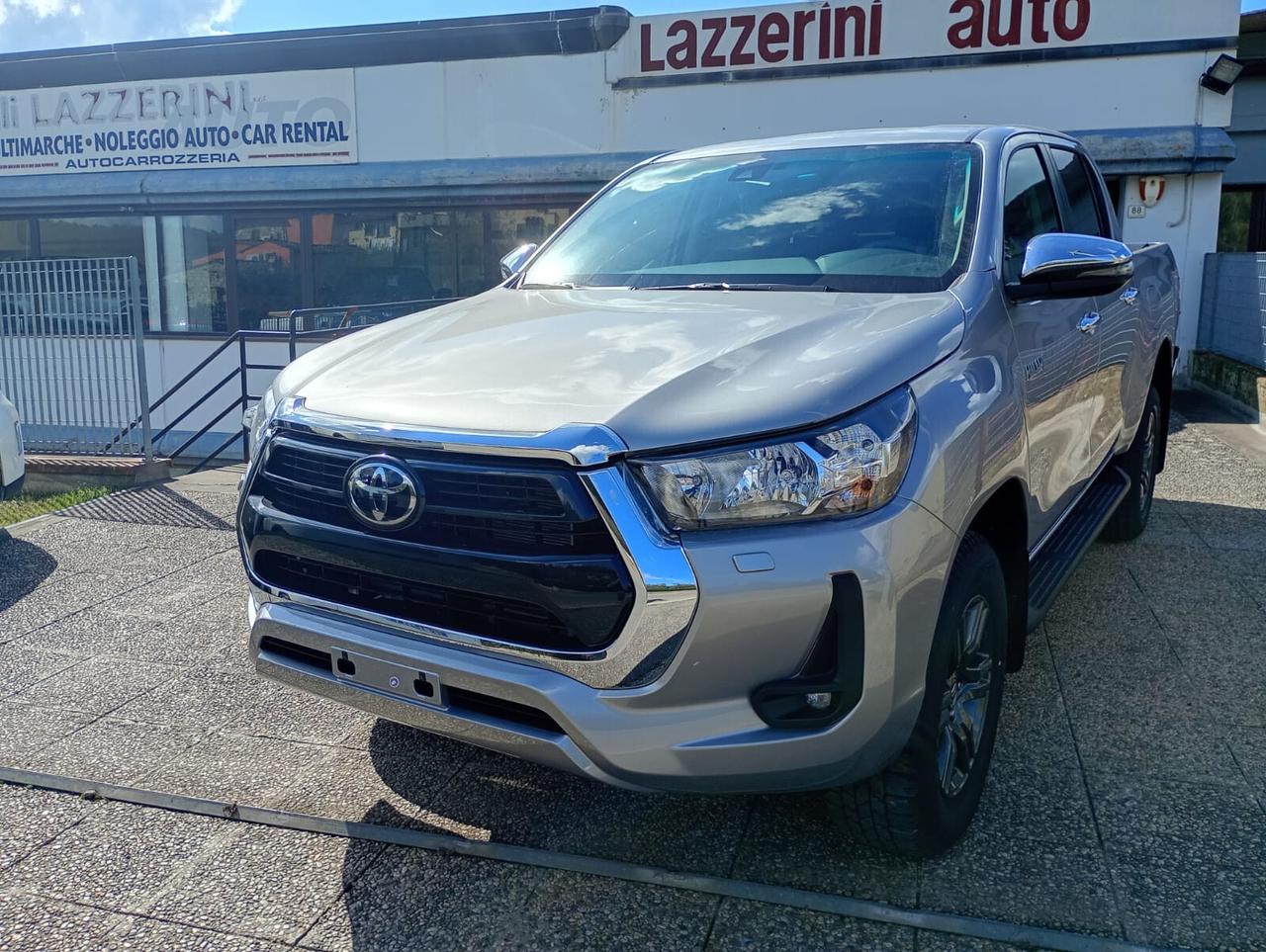 Toyota Hilux 2.8 D 48v 204cv 4WD double cab Lounge