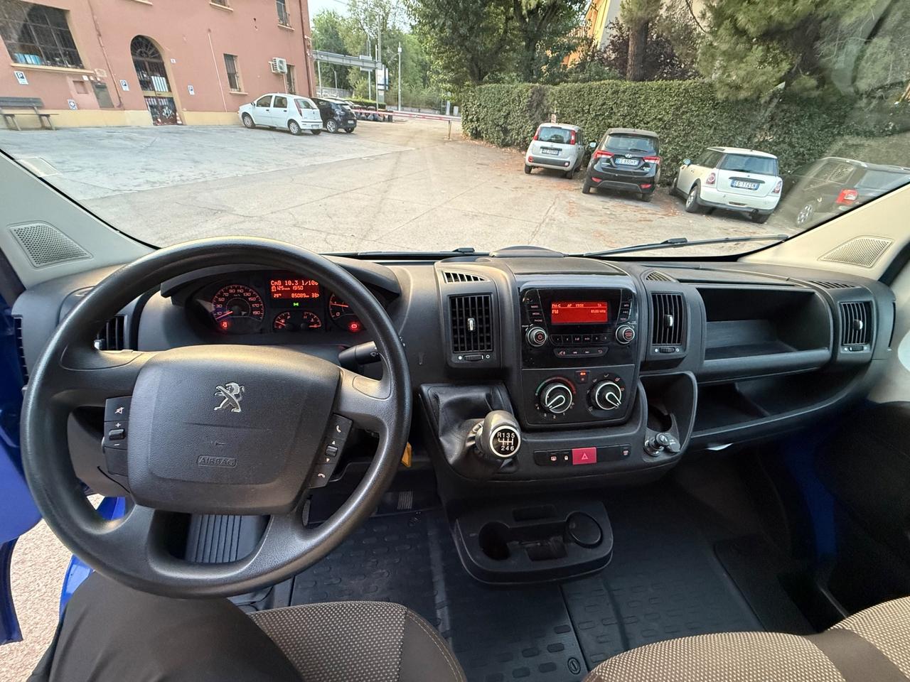 Peugeot Boxer 330 2.2 BlueHDi 120 S&S PC-TN Furgone