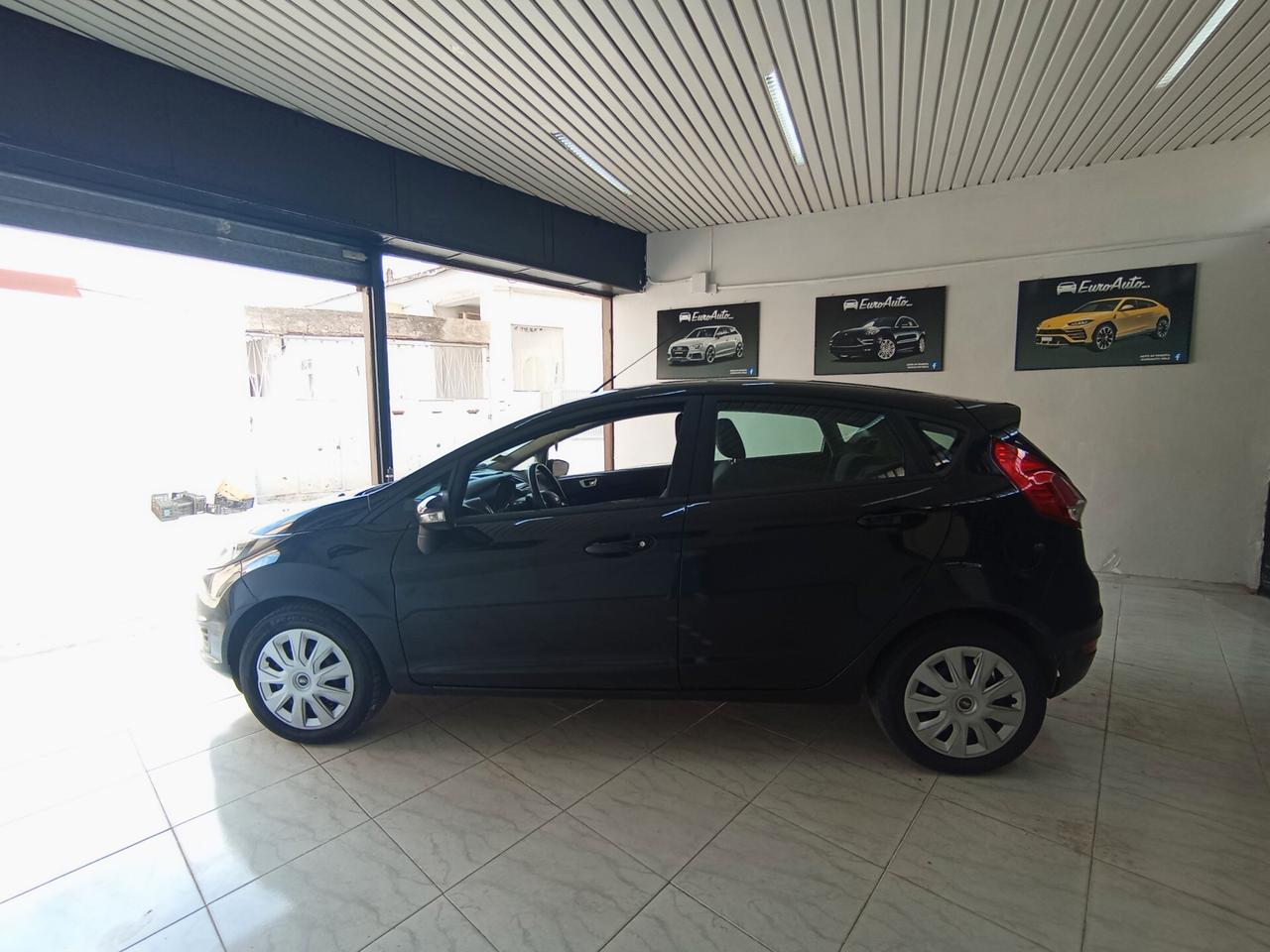 Ford Fiesta 1.4 Benz/GPL 2015 CON GARANZIA