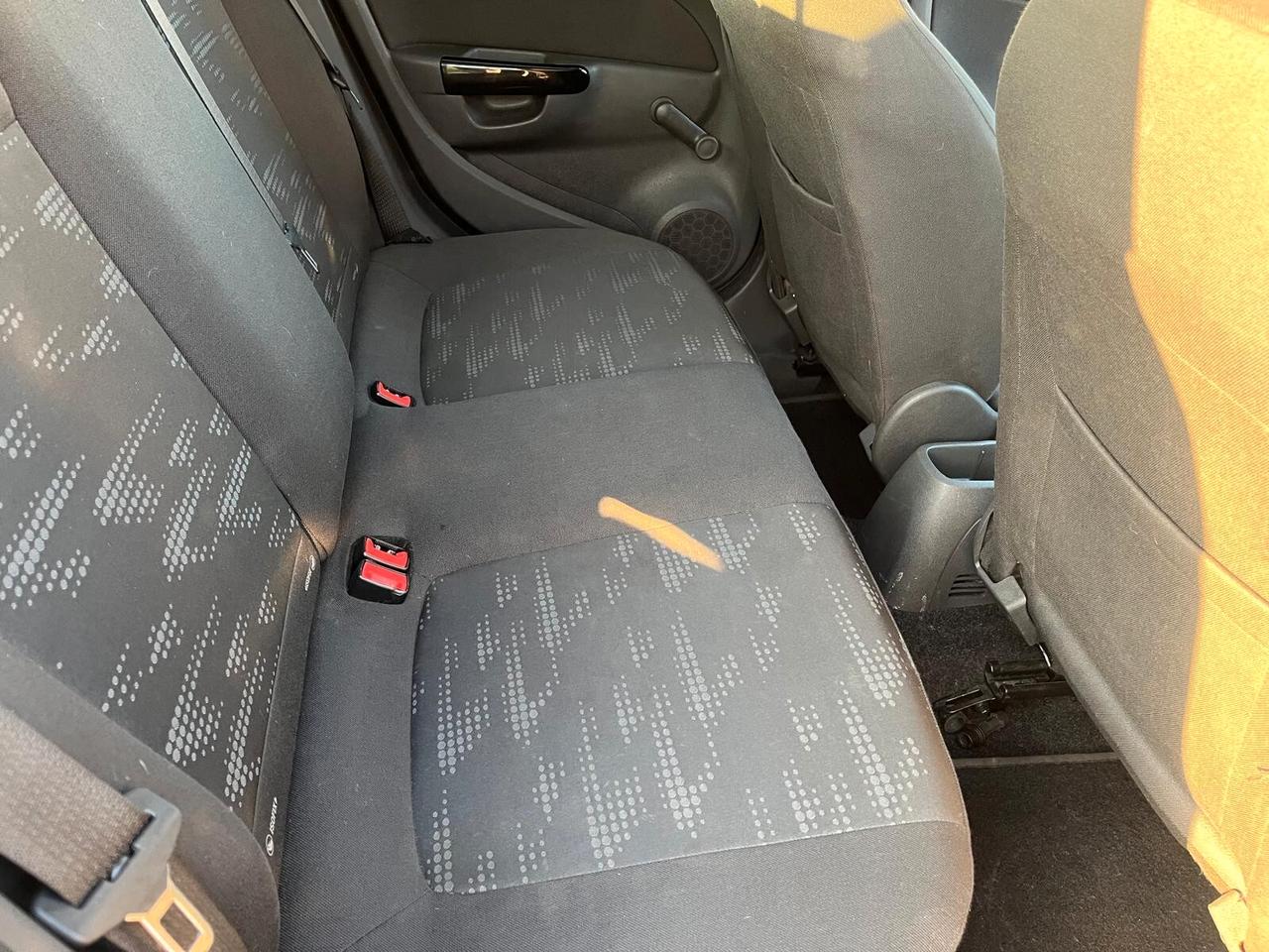 Opel Corsa 1.2 5 porte Club