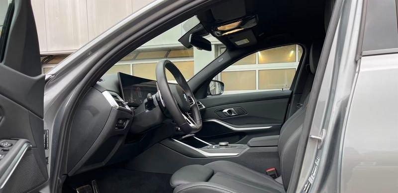 BMW Serie 3 318i MSport Touring auto Pelle Camera 18"