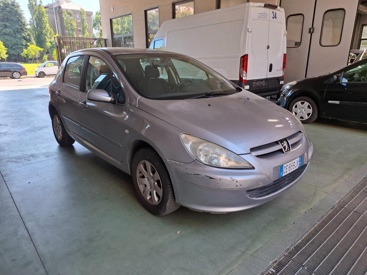 Peugeot 307 2.0 HDi 5p. XS
