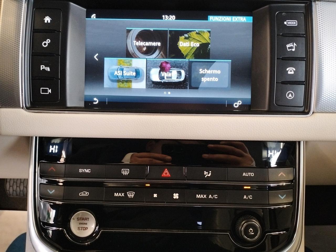 Jaguar XF Sportbrake 2.0 D 180 CV aut. Prestige - 4x4 AUTOMATICO