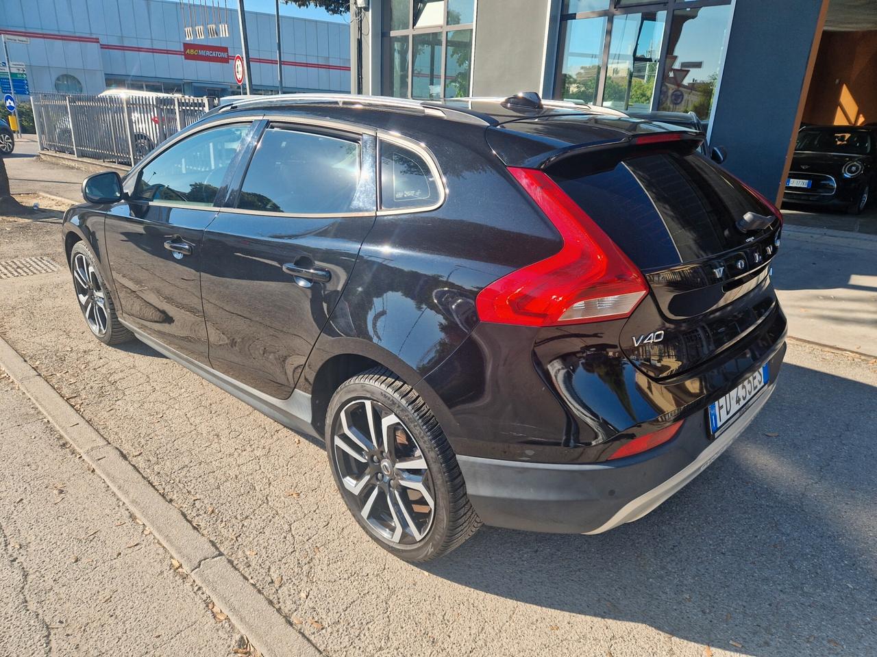 Volvo V40 Cross Country V40 Cross Country D2 Geartronic Momentum