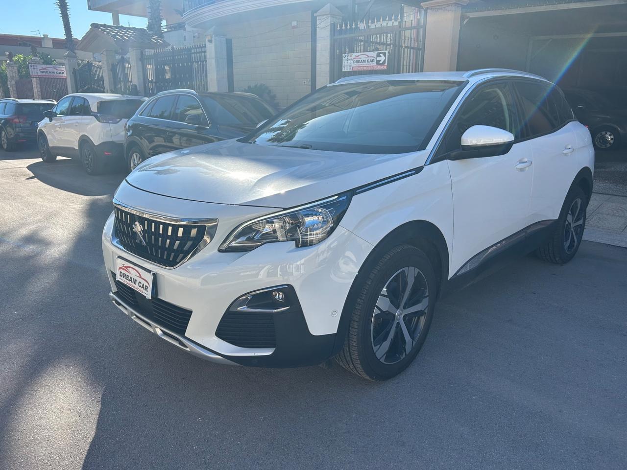 Peugeot 3008 BlueHDi 120 S&S EAT6 Allure