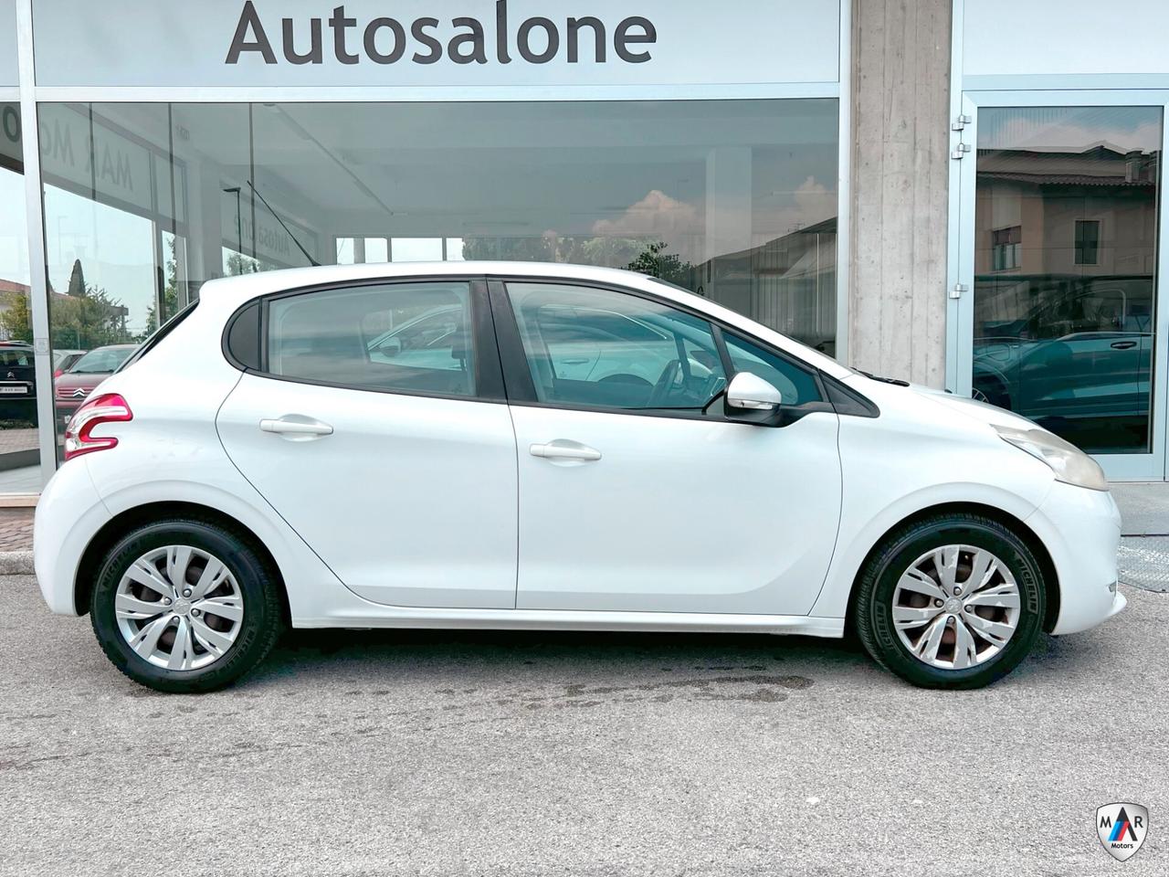 Peugeot 208 1.4 HDi 68 CV 5 porte Access