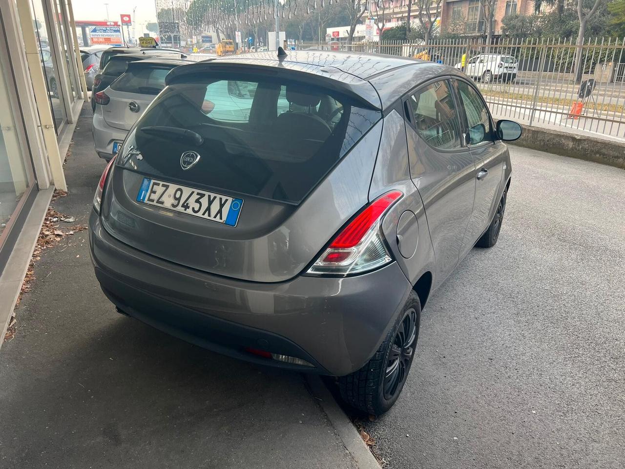 Lancia Ypsilon 1.3 MJT 16V 95 CV 5 porte S&S Elefantino