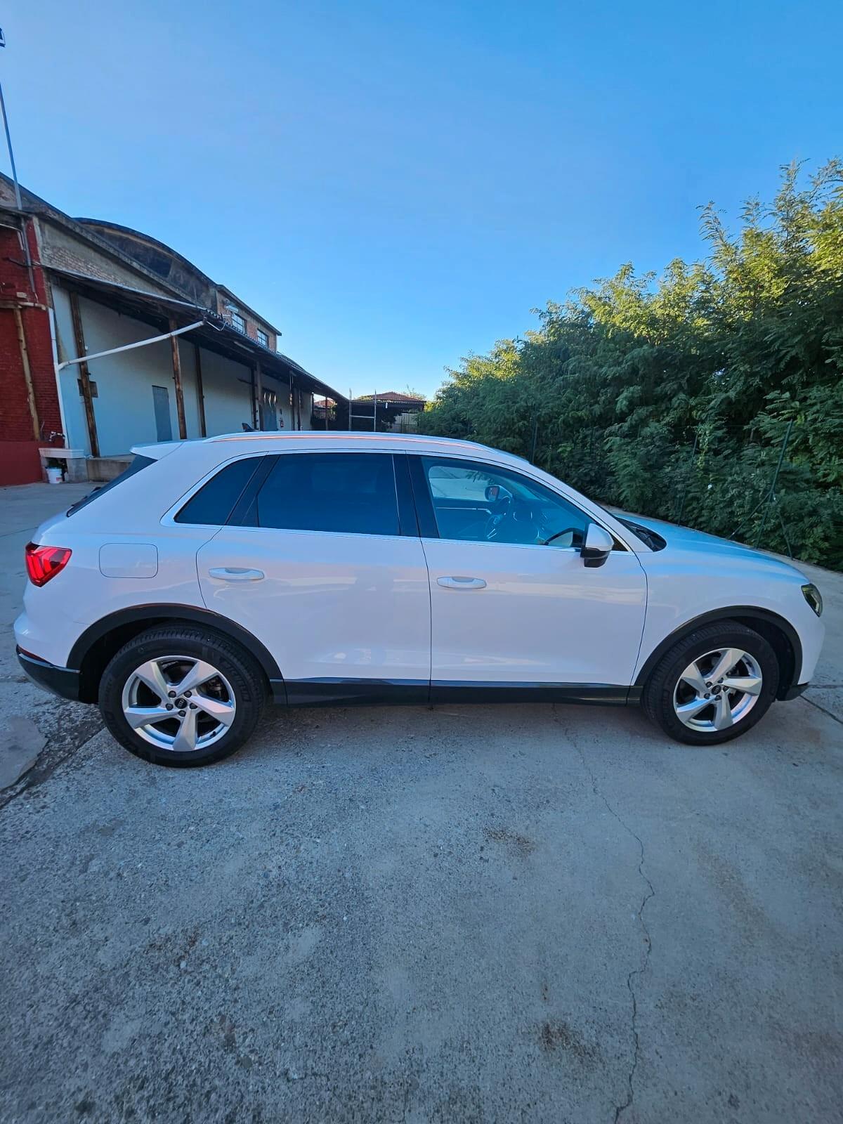 Audi Q3 35 TFSI S tronic Business Advanced