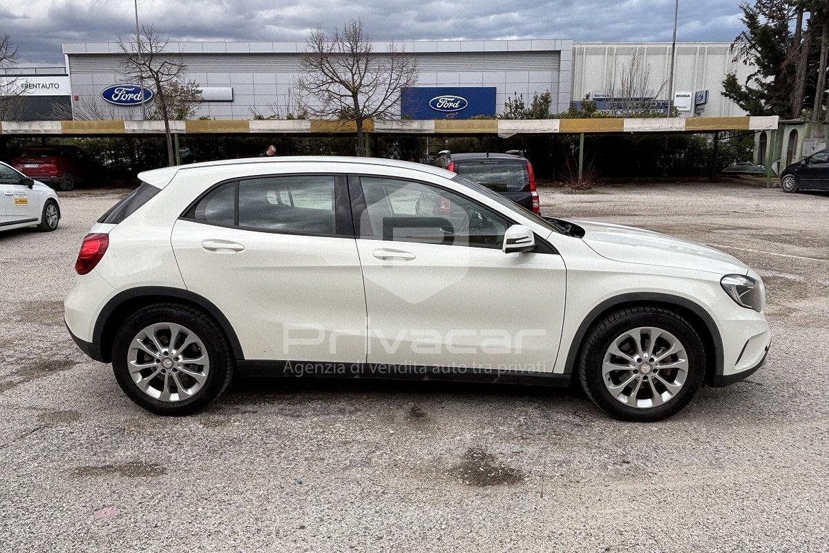 MERCEDES GLA 180 CDI Executive