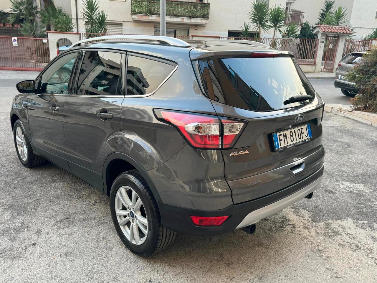 FORD KUGA 1.5 TDCI 120 CV. 2WD TITANIUM NAVI CERCHI PERFETTA