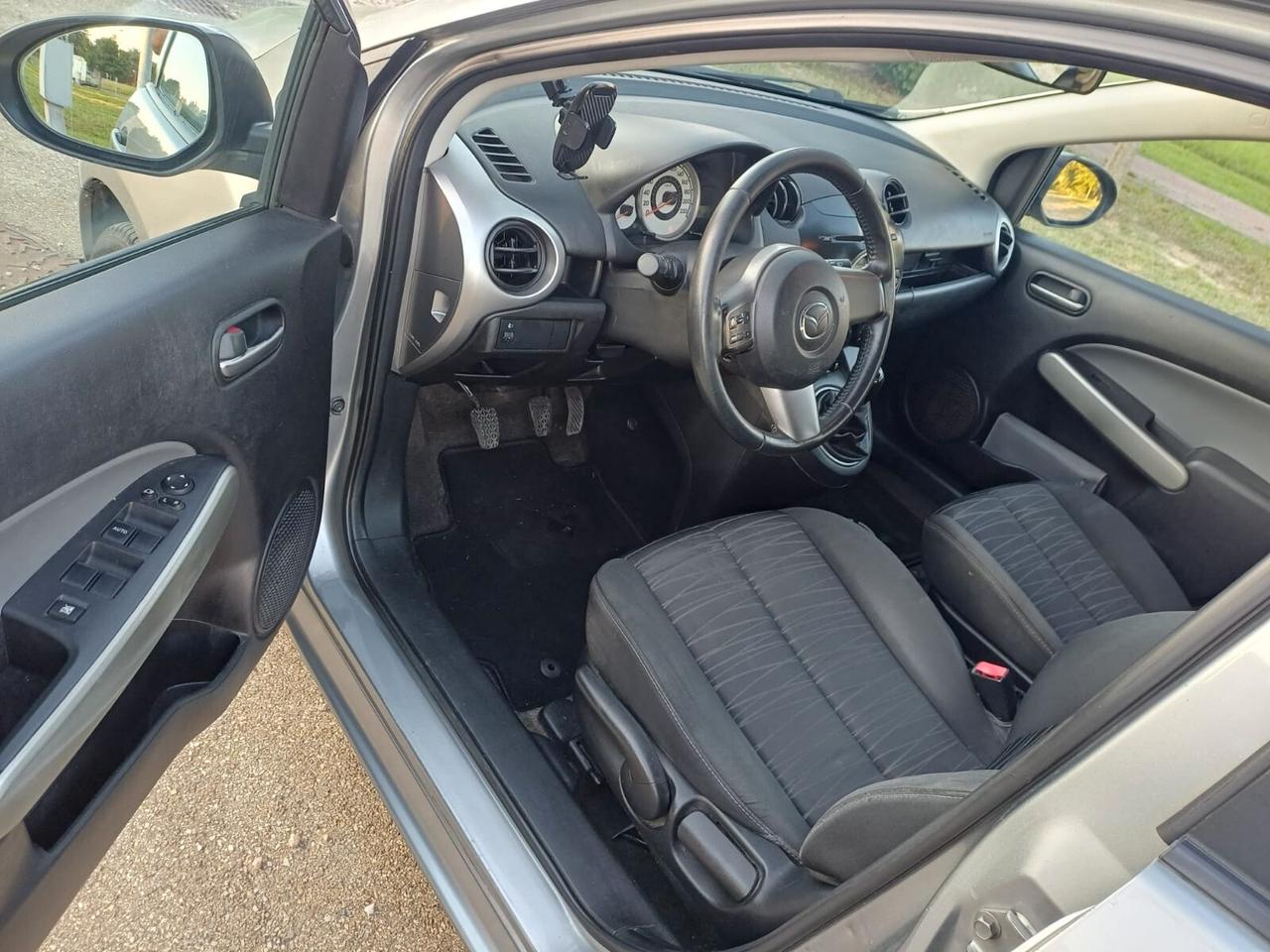 Mazda 2 Mazda2 1.3 16V 75CV 5p. Play GPL