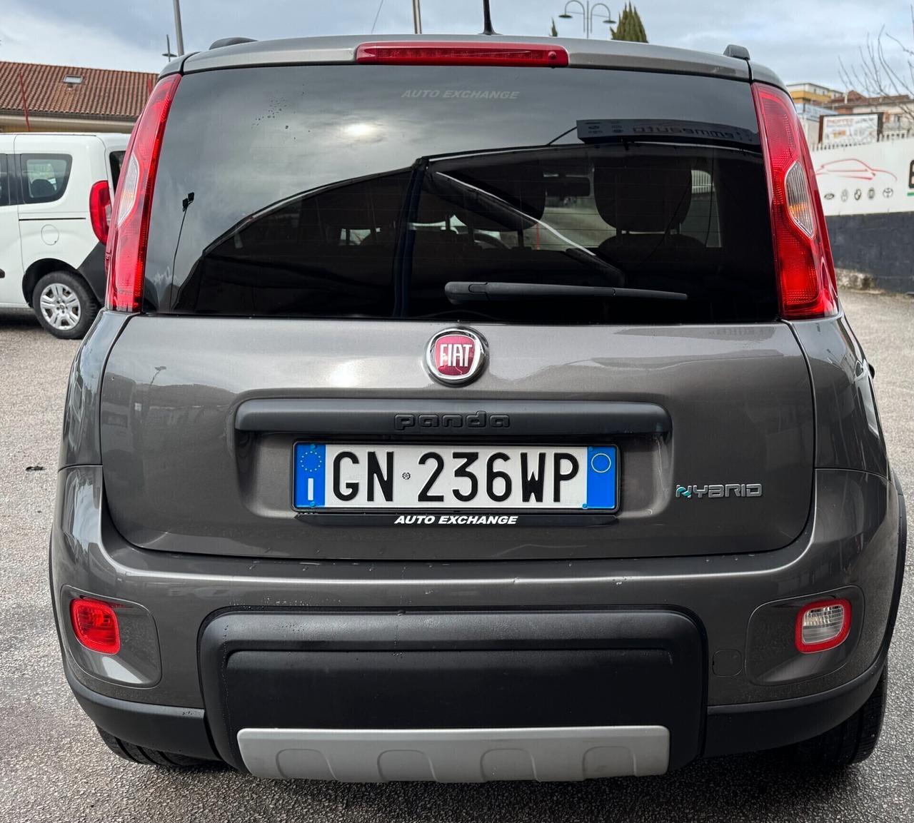 Fiat Panda 1.0 Lounge S&S Hybrid Red