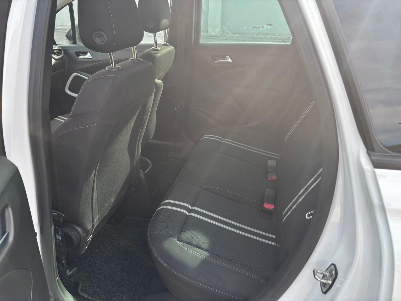 Opel Crossland 1.5 ECOTEC D 110 CV Start&Stop Design & Tech