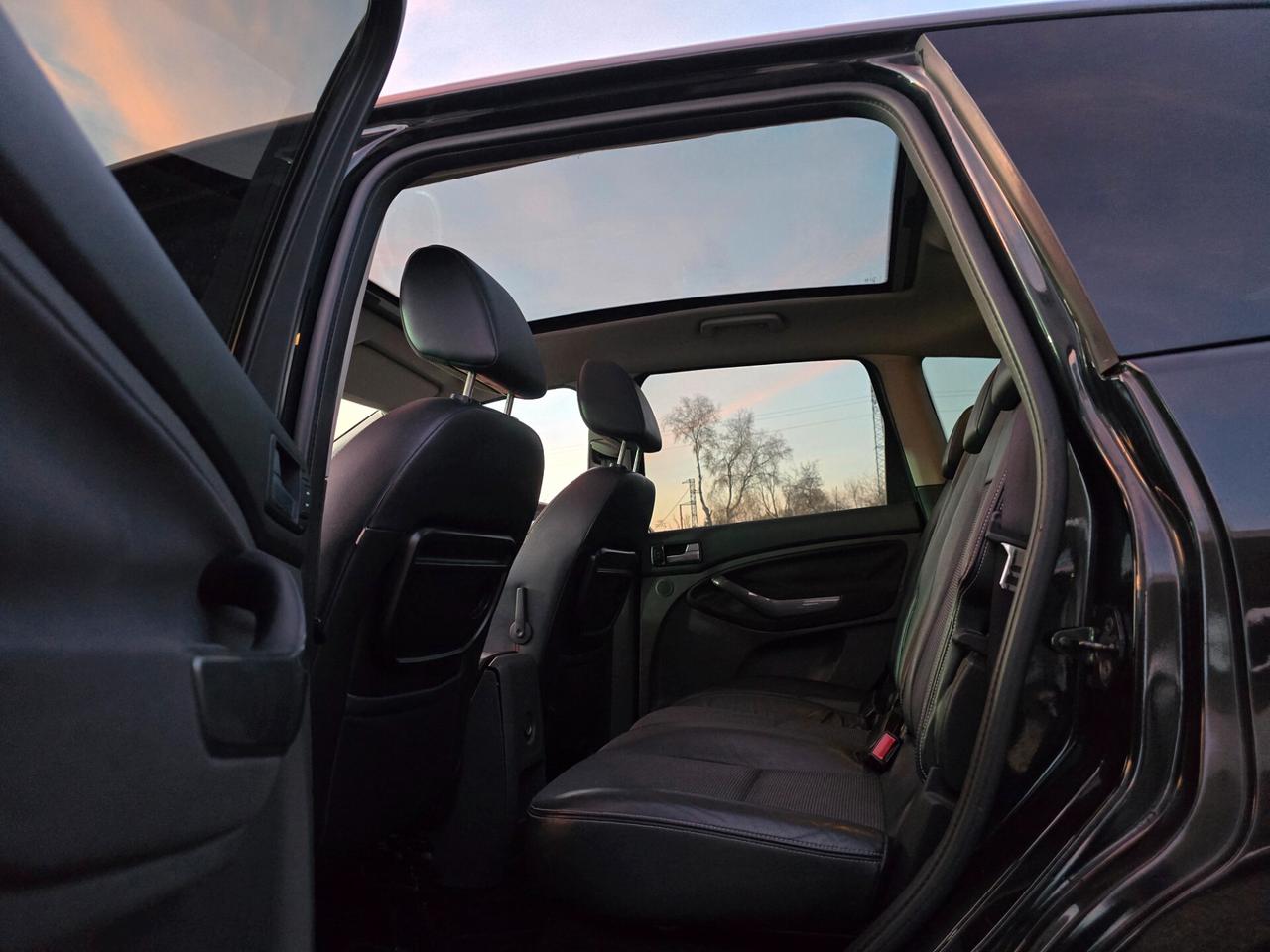 Ford C-Max 1.6 TDCi 90 CV Titanium