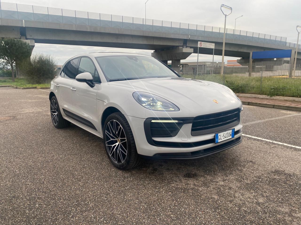 Porsche Macan 2.0 III da 265 CV,