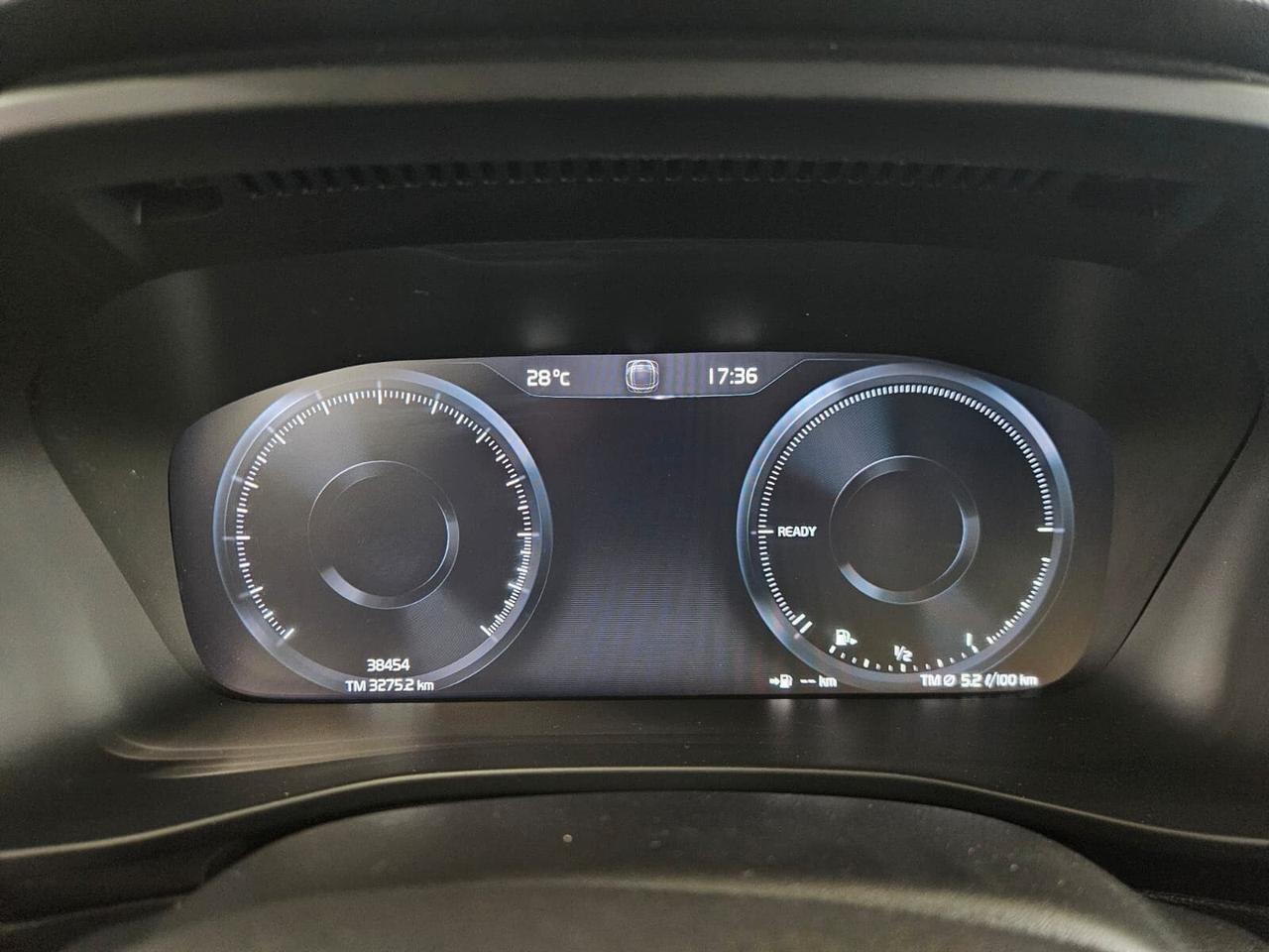 Volvo XC40 T4 Recharge Plug-in Hybrid automatico Essential