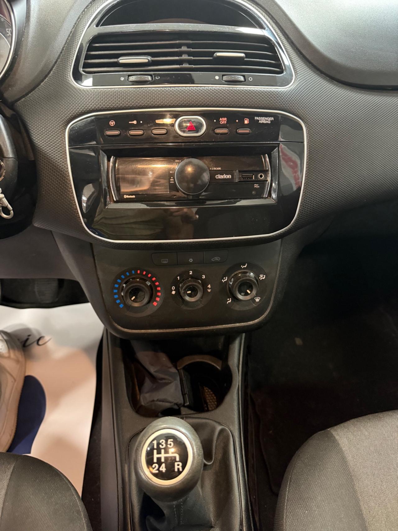 Fiat Punto 1.4 8V 5 porte Easypower Young 75CV Ok Neopatentati