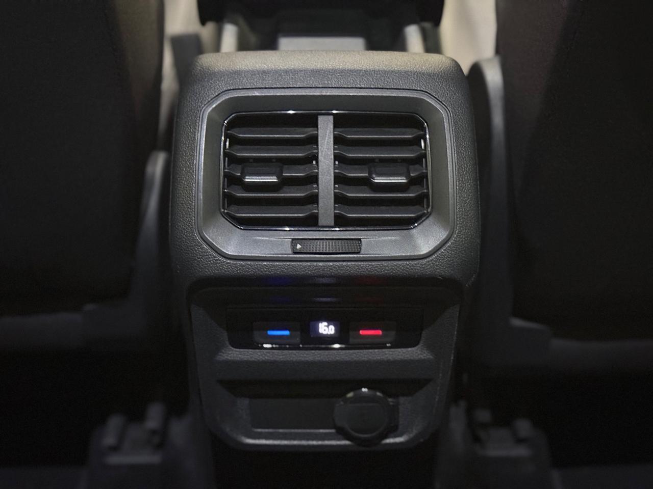 Volkswagen Tiguan 2.0 TDI 150 CV DSG R-Line