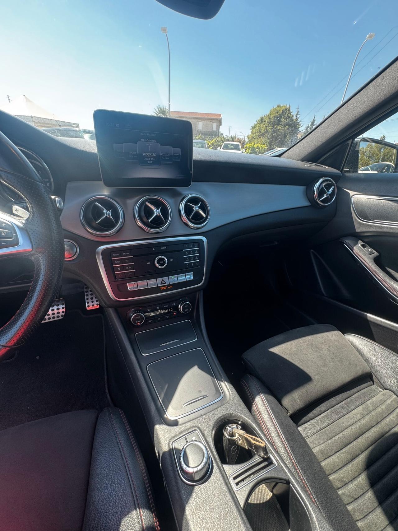 Mercedes-benz GLA 200 d Automatic 4Matic Premium