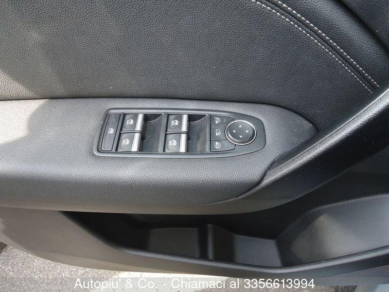 Renault Captur TCe 12V 100 CV GPL Techno