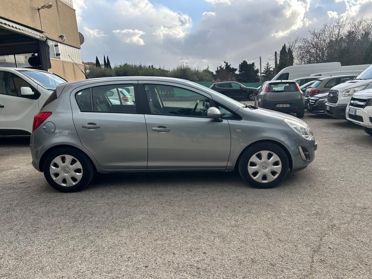 Opel Corsa 1.2 Benzina 68000Km Ok Neopatentati