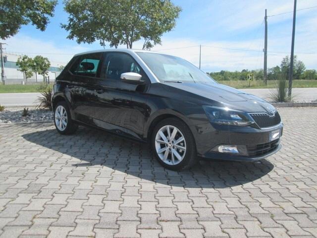 Skoda Fabia 1.4 TDI 90 CV Twin Color Design Edition Argento