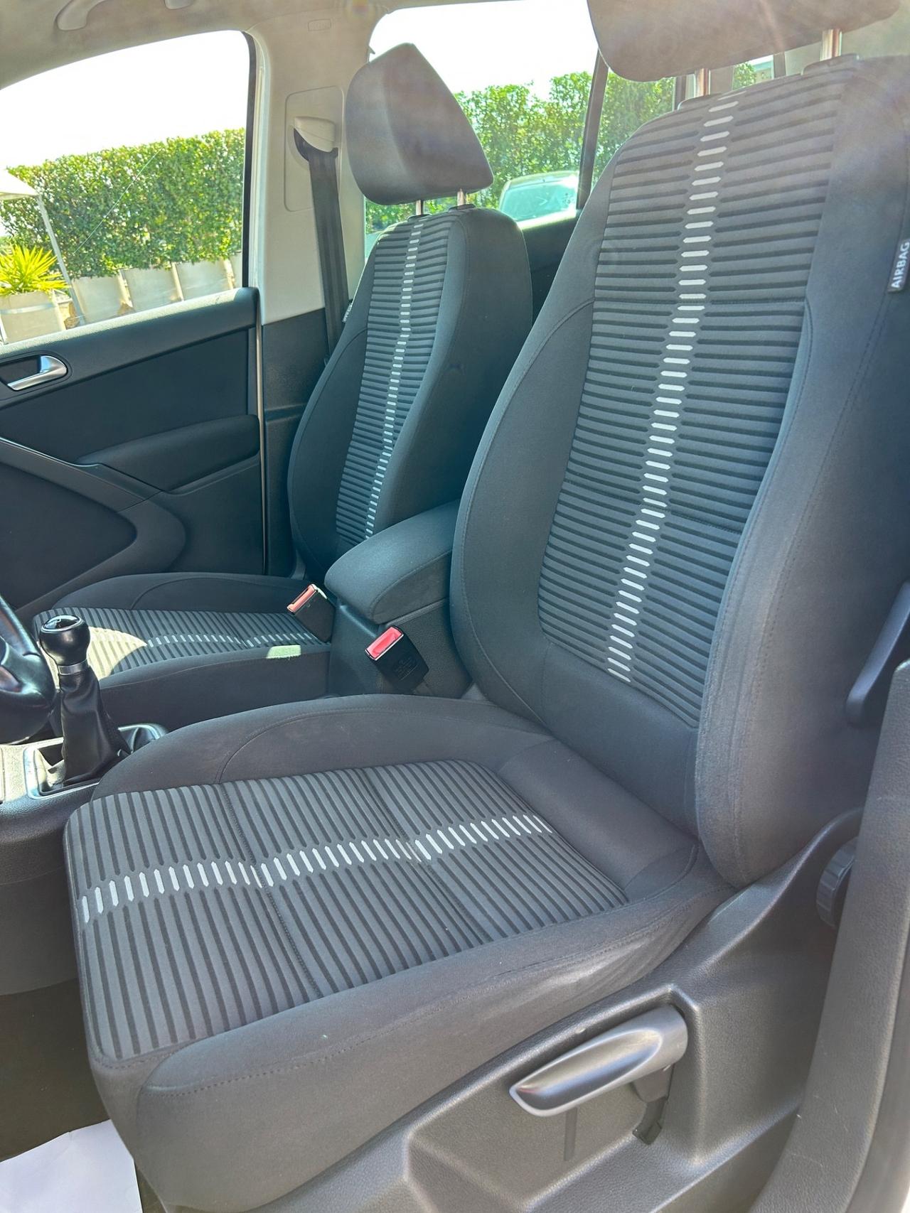 Volkswagen Tiguan 2.0 TDI DPF 4MOTION Sport & Style