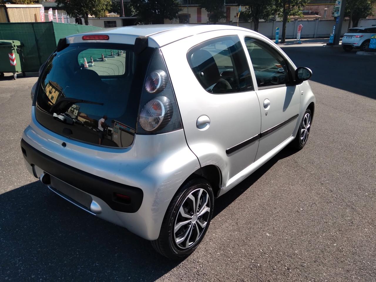 Citroen C1 1.4 HDi 55CV 5 porte BAC1 x neopatentati