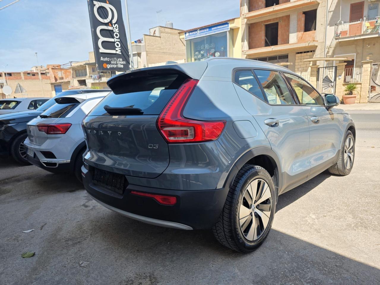 Volvo XC40 D3 R-design Tettuccio apr. HARMAN kardon