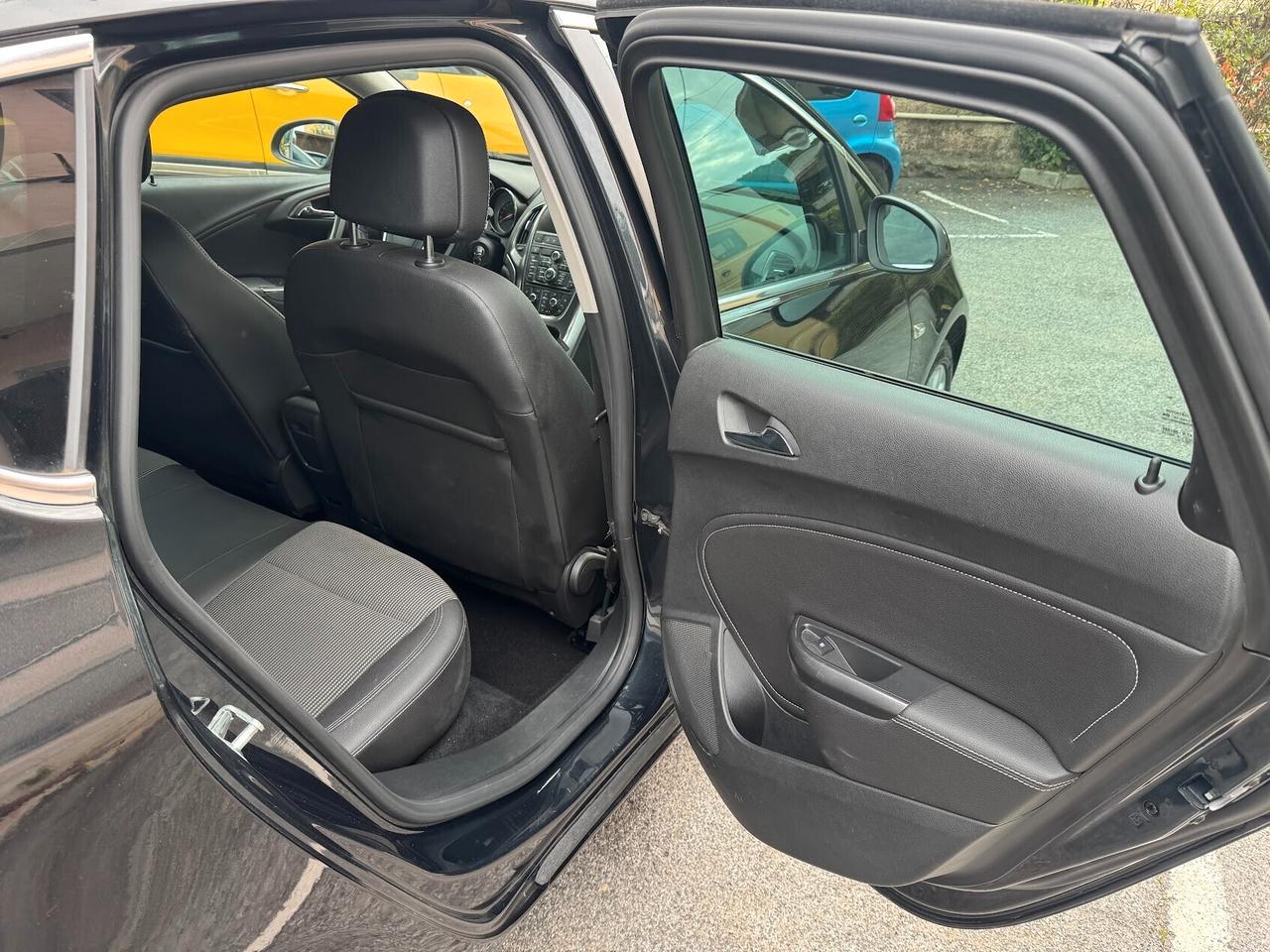 Opel Astra 1.4 140CV GPL unico proprietario