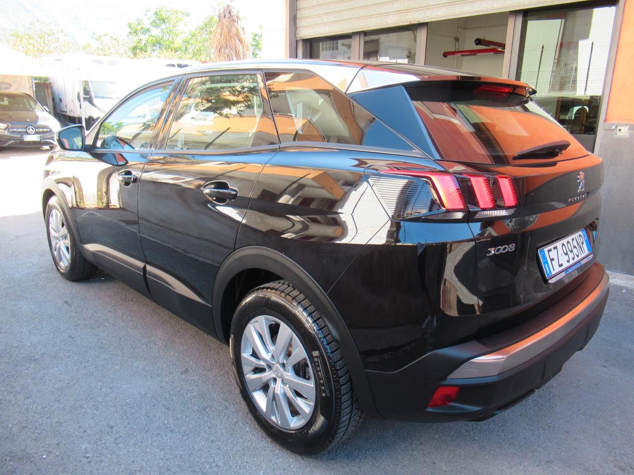 Peugeot 3008 BlueHDi 130 S&S Business