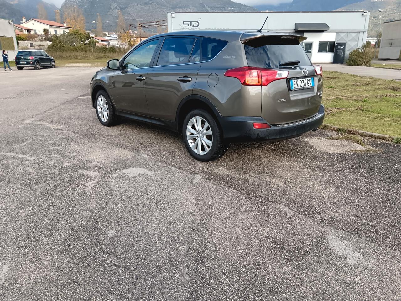 Toyota RAV 4 RAV4 2.2 D-CAT A/T 4WD Style