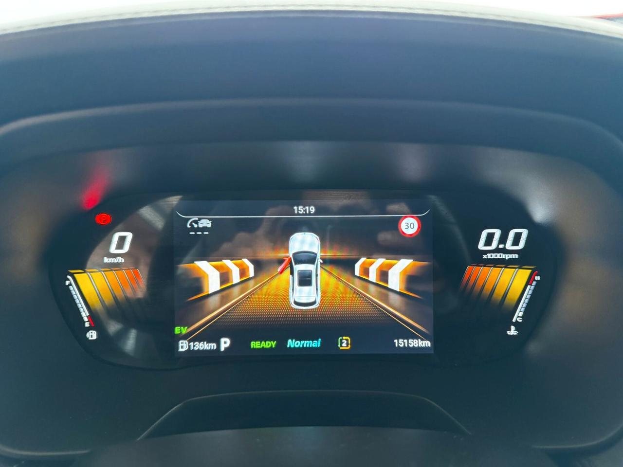 Mg ZS Hybrid+ Luxury - 2025