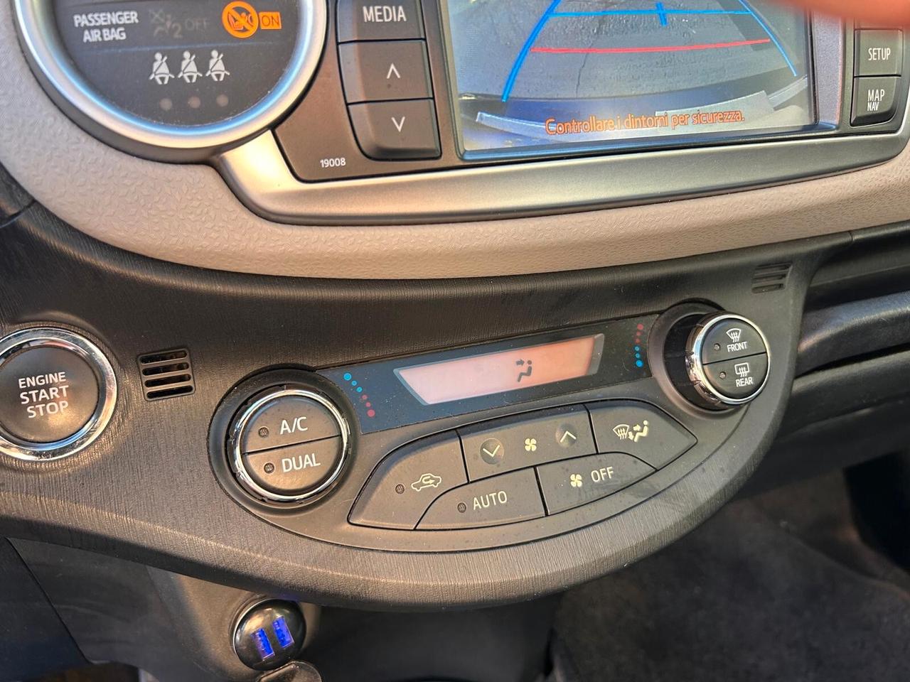 Toyota Yaris 1.4 D-4D 5 porte Lounge