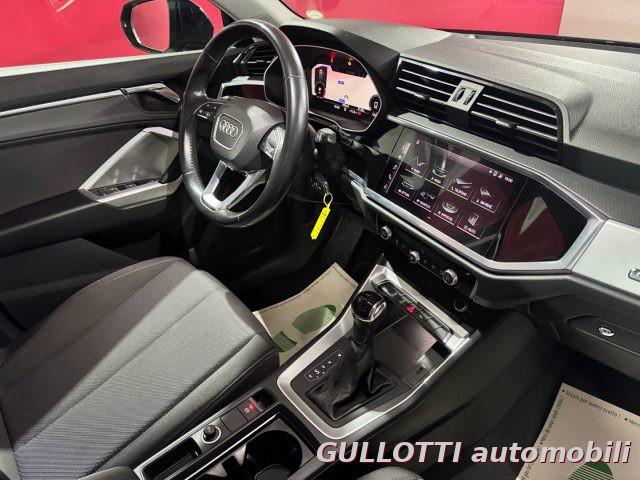 AUDI Q3 2.0 TDI 150 CV S-tronic Business