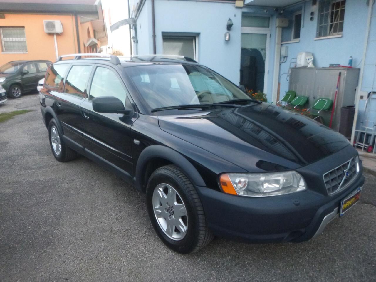 Volvo V70/XC70 XC70 2.4 D5 20V (163CV) cat AWD aut. Momentum